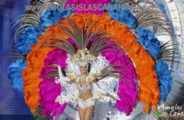 fotos de los trajes de los carnavales aspirantes a reina en santa cruz de tenerife islas canarias