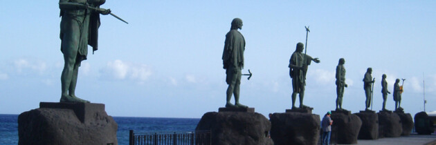 guanches estatuas de los aborigenes guanches de las islas canarias en candelaria tenerife españa